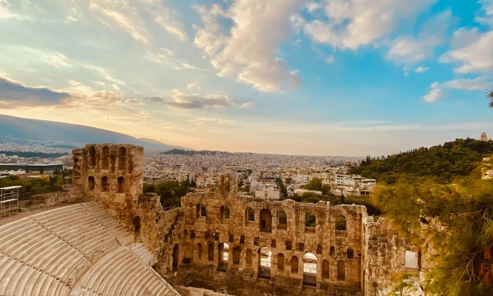 Αυτές είναι οι πιο όμορφες πόλεις του κόσμου - Έκπληξη προκαλεί η θέση της Αθήνας
